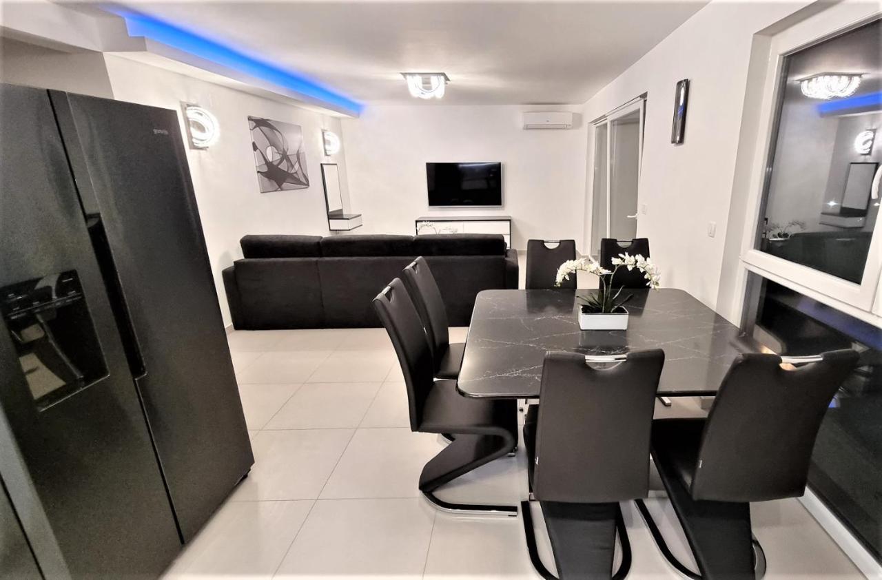 Bartol Luxury Apartments Krk Croatia, With Own Hot Tub - Whirlpool Krk Town Εξωτερικό φωτογραφία