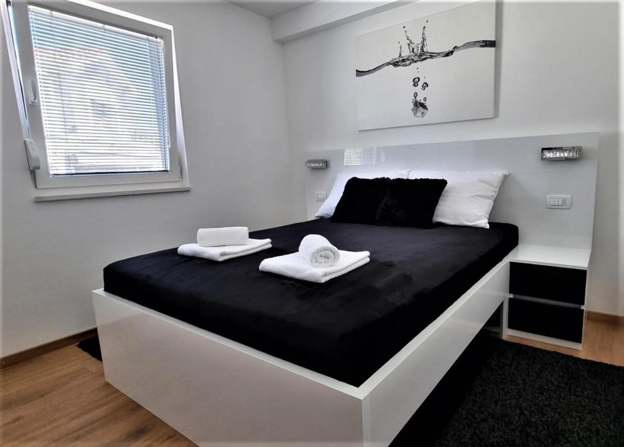 Bartol Luxury Apartments Krk Croatia, With Own Hot Tub - Whirlpool Krk Town Εξωτερικό φωτογραφία