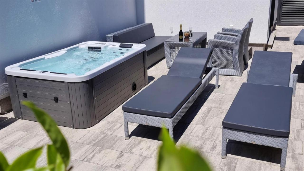 Bartol Luxury Apartments Krk Croatia, With Own Hot Tub - Whirlpool Krk Town Εξωτερικό φωτογραφία