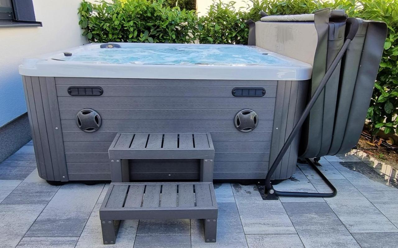 Bartol Luxury Apartments Krk Croatia, With Own Hot Tub - Whirlpool Krk Town Εξωτερικό φωτογραφία