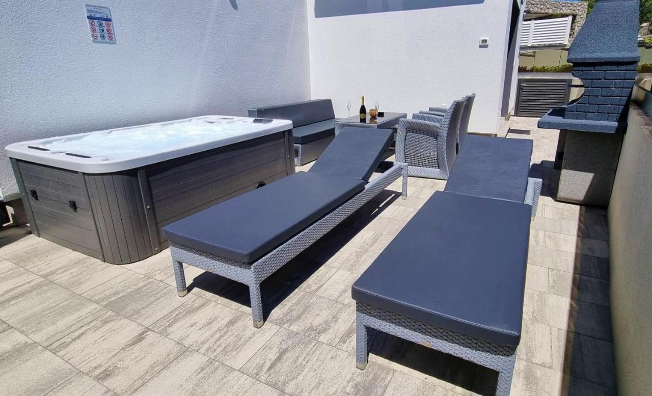 Bartol Luxury Apartments Krk Croatia, With Own Hot Tub - Whirlpool Krk Town Εξωτερικό φωτογραφία