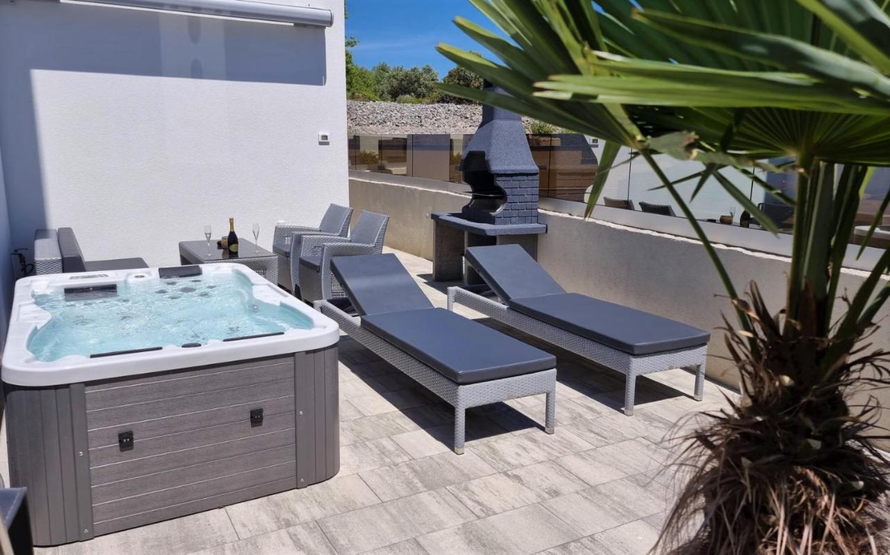 Bartol Luxury Apartments Krk Croatia, With Own Hot Tub - Whirlpool Krk Town Εξωτερικό φωτογραφία